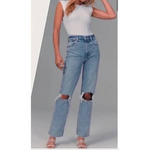 Abercrombie & Fitch The 90's Straight Ultra High Rise Distressed Jeans 6